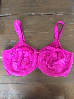 (40DDD) Wacoal Lace Underwire Comfy Floral Pretty Feminine Silky Padded Straps